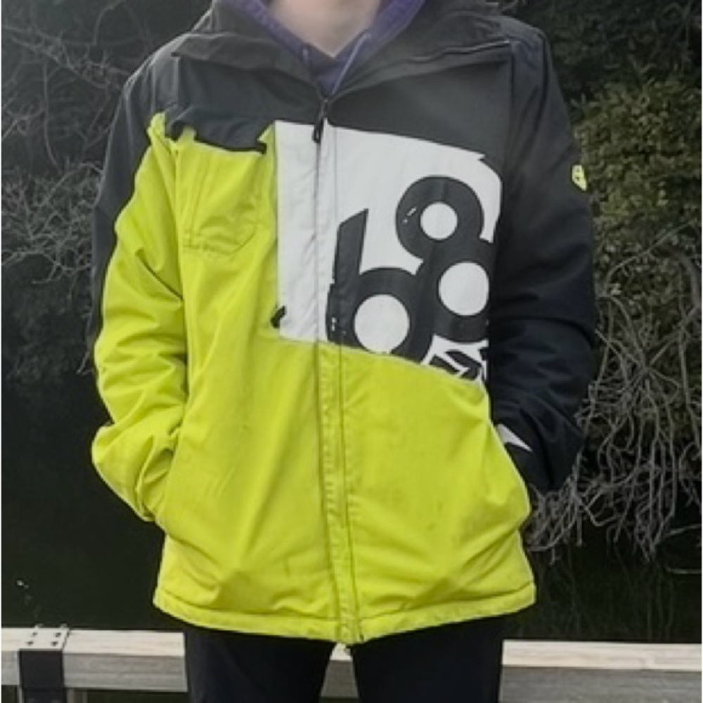 Men’s 686 Snowboarding Jacket All Access Fit